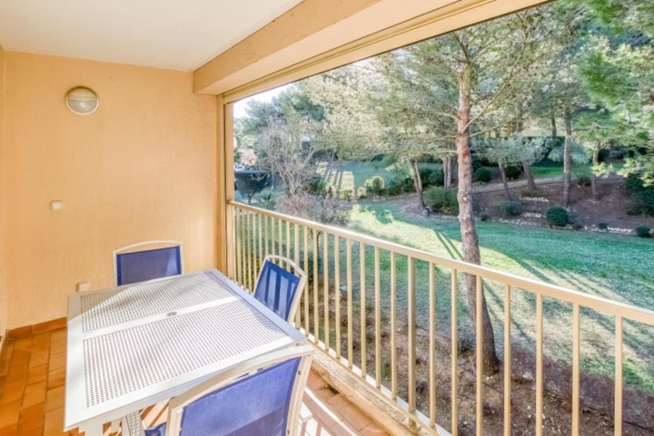 Flat With Swimming Pool Near The Beach Sanary-sur-Mer Exterior foto